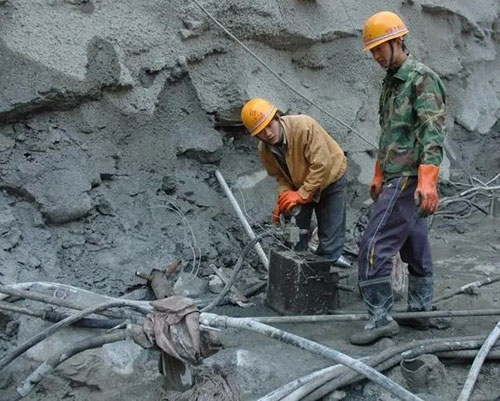 玉树地基下沉注浆